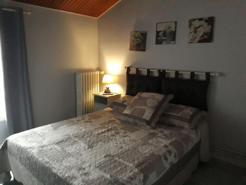 La Petite Auberge Chatelraould-Saint-Louvent Екстер'єр фото